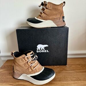 Sorel Kids Youth Out N About Size 2 Boy Girl Winter Snow Boots Brown NY4564-224